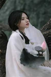 美女靠比