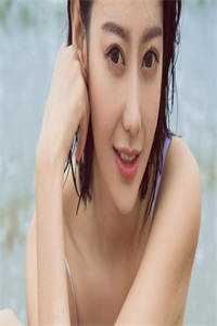 新郎拍婚纱照遭雷击