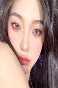 抱着女儿睡着后控制不了