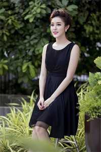 挠60分钟美女脚心视频